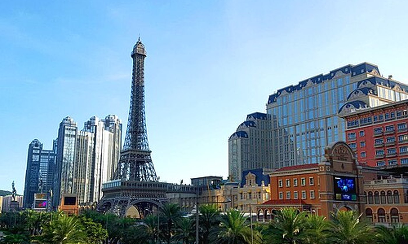 The_Parisian_2016.jpg